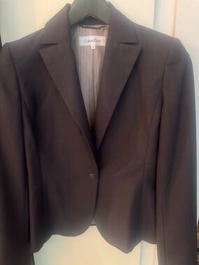 VINTAGE 90s Calvin Klein blazer. Size 2.